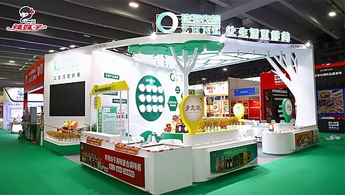 辣妹子品牌亮相廣州餐博會，助力湘味復(fù)合調(diào)味醬搶占行業(yè)“味”來